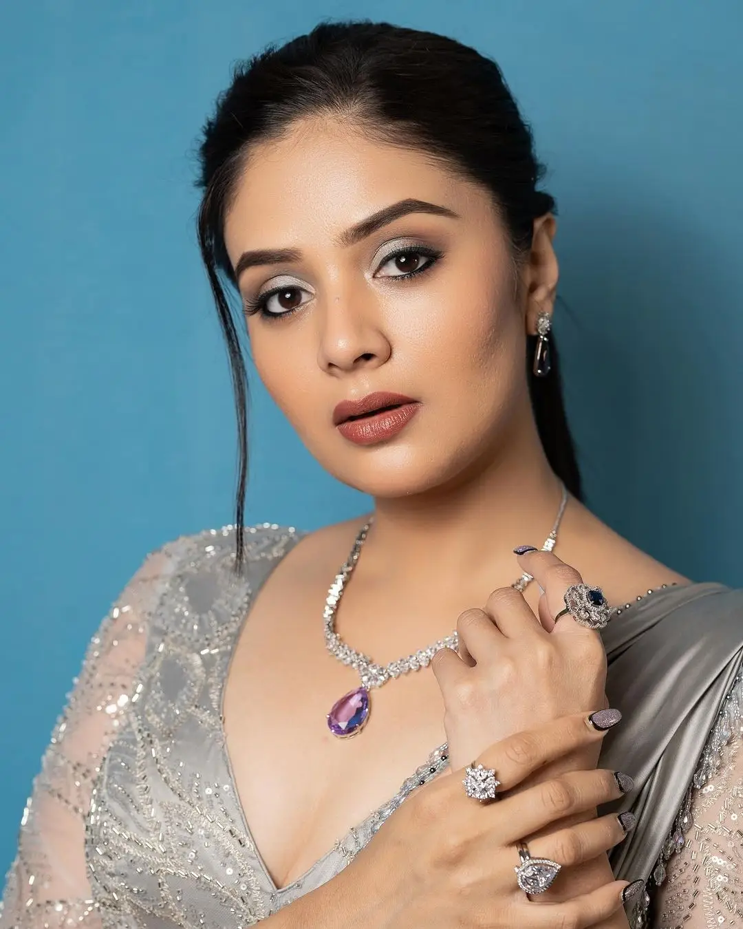 Maa TV Actress Sreemukhi in Traditional Blue Saree Blouse